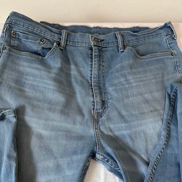 Levi's 505 Straight Denim Jeans Mens 40x32 Blue Med Wash 5 Pocket Regular Fit - Picture 3 of 9